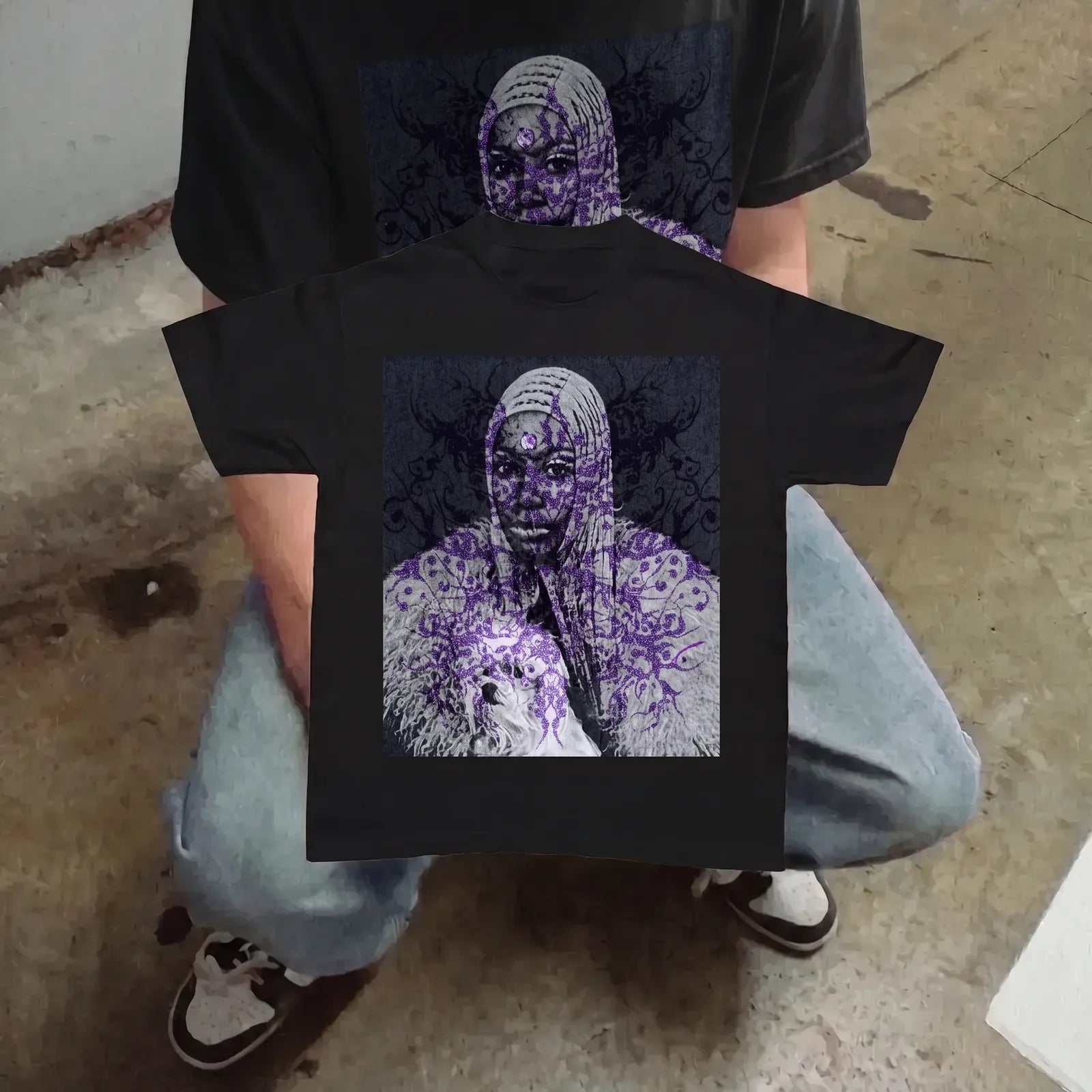 Sorceress Portrait Heavy Tee